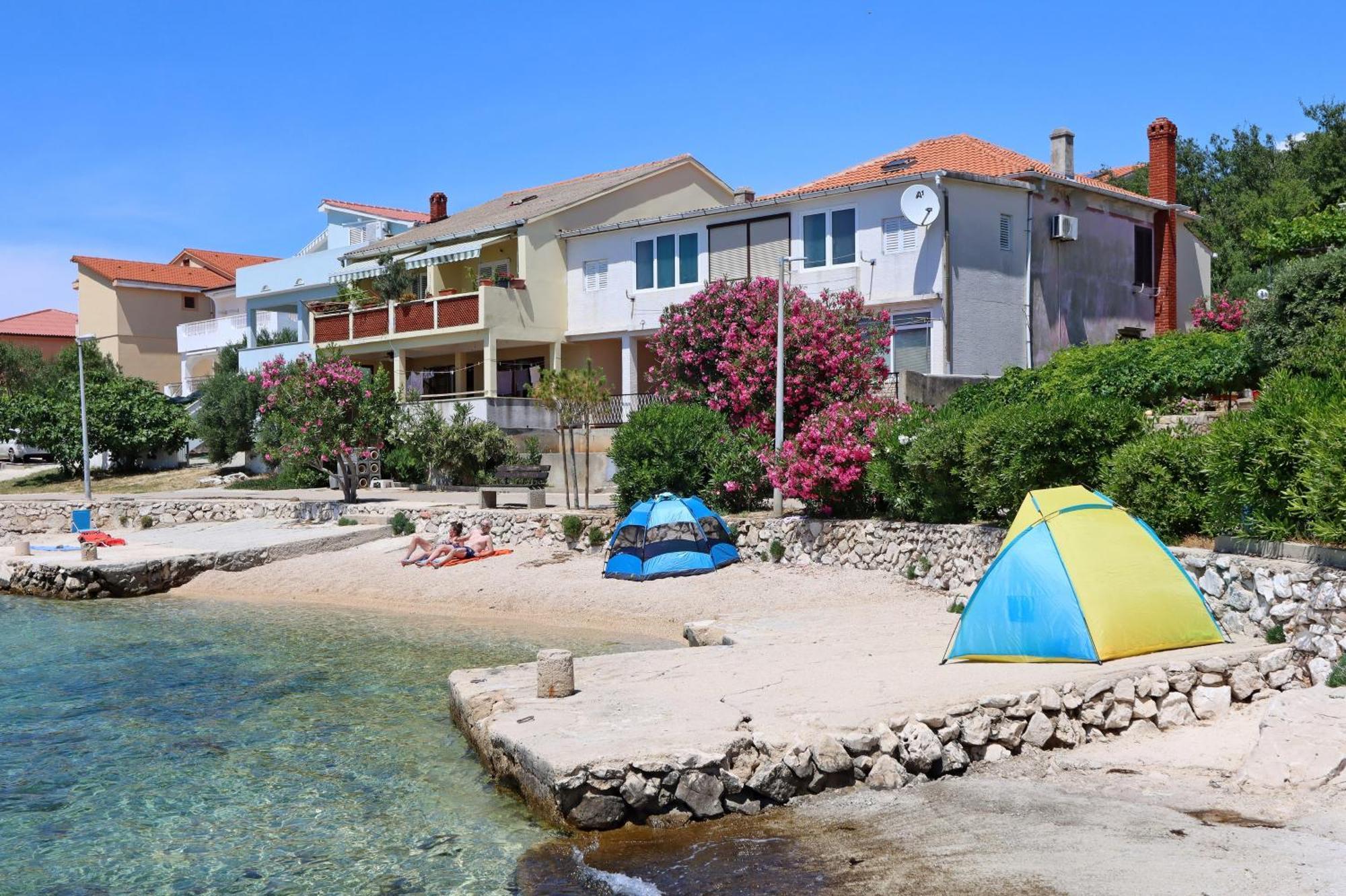 Apartments By The Sea Mandre, Pag - 3084 Колан Екстер'єр фото